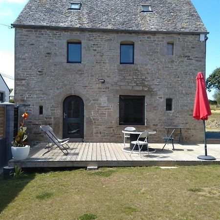 Les charmantes pierres percées Ploumilliau Exterior foto