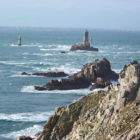 Les charmantes pierres percées Ploumilliau Exterior foto